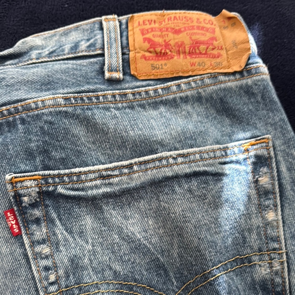 Levi's Blue Men's Jeans 501 Button Fly 40x30 distressed